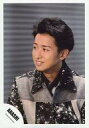 【中古】生写真(ジャニーズ)/アイドル/嵐 嵐/大野智/バストアップ・衣装黒.グレー・目線左・口開け・背景グレー/公式生写真