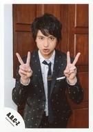 【中古】生写真(ジャニーズ)/アイドル/A.B.C-Z A.B.C-Z/戸塚祥太/上半身・衣装黒白・ネクタイ・両手ピース・口すぼめ/「Reboot!!!」PV＆ジャケ写撮影オフショット/公式生写真