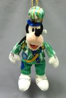 発売日 2017/01/06 メーカー 東京ディズニーシー 型番 - JAN 0401230113650 中古注意事項 ※中古商品に関しましては、タグの有無は保証しておりません。予めご了承下さい。※こちらの商品はクリーニング不可品となります。予めご了承ください。※画像はイメージです 備考 商品解説■こちらの商品は、2016年4月15日から2017年3月17日まで開催の「15周年 ザ・イヤー・オブ・ウィッシュ」のグランドフィナーレで販売された、商品になります。クリスタル・ウィッシュ・ジャーニー〜シャイン・オン!〜の衣装を着たグーフィーのぬいぐるみバッジになります。左足には、東京ディズニーシー 15周年のロゴがデザインされています。【商品詳細】仕様：ボールチェーン、安全ピン付きサイズ：全高約20cm 関連商品はこちらから 東京ディズニーシー　