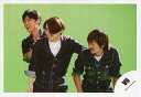【中古】生写真(ジャニーズ)/アイドル/V6 V6/集合(3人)/横型・上半身・衣装紺色ツナギ・後列に坂本/「Can’t Get Enough/ハナヒラケ」PV&ジャケ写&特典映像撮影オフショット/公式生写真