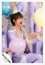 【中古】生写真(ジャニーズ)/アイドル/Hey! Say! JUMP Hey!Say!JUMP/有岡大貴/膝上・座り・衣装紫白・両手パー・風船・目線右・口開け/...
