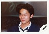 【中古】生写真(ジャニーズ)/アイドル/SMAP SMAP/稲垣吾郎/横型・バストアップ・衣装黒白・ネクタイ・目線左/公式生写真