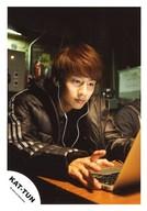 【中古】生写真(ジャニーズ)/アイドル/KAT-TUN KAT-TUN/中丸雄一/上半身・衣装黒・右向き・イヤホン・..