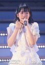 【中古】生写真(AKB48 SKE48)/アイドル/AKB48 梅田綾乃/ライブフォト 膝上 衣装白 右手グー/AKB48 13期生公演in TDC ～今やるしかねぇんだよ ～ ランダム生写真 ステージVer.