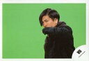 【中古】生写真(ジャニーズ)/アイドル/V6 V6/森田剛/横型・衣装黒・左手口元・背景緑/アルバム「The ONES」ジャケ写&PV撮影オフショット/公式生写...