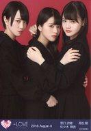 【中古】生写真(女性)/アイドル/イコールラブ(=LOVE) イコールラブ(=LOVE)/野口衣織・松瞳・佐々木舞香/膝上・抱き/イコールラブ(=LOVE)生写真セット(赤背景2)「2018.August-II」