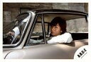 【中古】生写真(ジャニーズ)/アイドル/A.B.C-Z A.B.C-Z/河合郁人/横型・バストアップ・衣装白・車内・右手ハンドル・左肘窓枠・体左向き・背景グレー/公式生写真