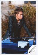 【中古】生写真(ジャニーズ)/アイドル/KAT-TUN KAT-TUN/上田竜也/上半身・衣装黒・両 ...