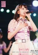 【中古】生写真(AKB48・SKE48)/アイドル/AKB48 寺田美咲/ライブフォト・膝上・衣装紫・白・右手胸元/湯浅順司「その雫は、未来へと繋がる虹になる。」公演 立仙愛理 生誕祭 ランダム生写真 2019.6.23