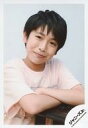 【中古】生写真(ジャニーズ)/アイドル/少年忍者 少年忍者/小田将聖/バストアップ・衣装薄ピンク・両手交差・右向き・口閉じ・口角上げ・首傾げ・背景白/「SUMMER STATION パパママ一番 裸の少年 夏祭り!」グッズオフショット/公式生写真
