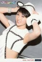 【中古】生写真(ハロプロ)/アイドル/モーニング娘。’15 モーニング娘。’15/工藤遥/上半身・衣装白・両手帽子・左向き・笑顔・背景グレー/「モーニング娘。’15 コンサートツアー春 ~GRADATION~」