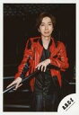 【中古】生写真(ジャニーズ)/アイドル/A.B.C-Z A.B.C-Z/河合郁人/膝上・衣装赤・黒・両手手すり・背景黒/シングル「DAN DAN Dance!!...