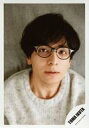 【中古】生写真(ジャニーズ)/アイドル/ジャニーズ ジャニーズ/生田斗真/バストアップ・衣装白・眼鏡・カメラ目線・口閉じ/生田斗真 オリジナルフォト 第1弾/公式生写真