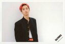 【中古】生写真(ジャニーズ)/アイドル/SixTONES SixTONES/田中樹/横型・上半身・衣装黒・白・両手下・右向き・背景白/「アクリルスタンドII」オフショット/公式生写真