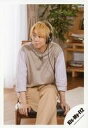 【中古】生写真(ジャニーズ)/アイドル/Kis-My-Ft2 Kis-My-Ft2/北山宏光/膝上・座り・衣装ベージュ・白・ヘッドホン・足組み・目線左/LIVE DVD「Kis-My-Ft2 LIVE TOUR 2019 FREE HUGS!」 特典映像オフショット/公式生写真