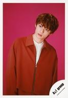 【中古】生写真(ジャニーズ)/アイドル/Aぇ! group Aぇ! group/福本大晴/上半身・衣装赤茶・顔傾げ・目..