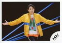 【中古】生写真(ジャニーズ)/アイドル/A.B.C-Z A.B.C-Z/五関晃一/横型・上半身・衣装黄色・両手広げ・背景黒/シングル「チートタイム」MVオフショット/公式生写真
