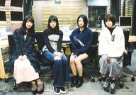 【エントリーでポイント10倍！（9月26日01:59まで！）】【中古】生写真(乃木坂46)/アイドル/欅坂46 長濱ねる・石森虹花・尾関梨香・鈴本美愉/横型・全身・座り・両手重ね/【20180216更新】/欅坂46 こちら有楽町星空放送局 こんぷりんブロマイド