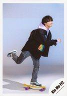 【中古】生写真(ジャニーズ)/アイドル/Kis-My-Ft2 Kis-My-Ft2/藤ヶ谷太輔/全身・衣装黒.紫・右足上げ・..