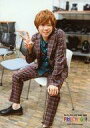 【中古】生写真(ジャニーズ)/アイドル/Kis-My-Ft2 Kis-My-Ft2/北山宏光/全身・座り・衣装茶色・青・チェック柄・右手ピース/「Kis-My-Ft2 LIVE TOUR 2019 FREE HUGS!」オリジナルフォト(3)