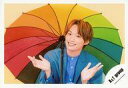 【中古】生写真(ジャニーズ)/アイドル/Aぇ! group Aぇ! group/福本大晴/横型・バストアップ・衣装青・両手パー・傘・背景ベージュ/Greeting Photo ~Rainy Season~/公式生写真