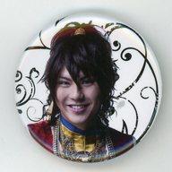 【中古】バッジ・ピンズ 岡田亮輔(ソーマ・アスマン・カダール) 缶バッジ(背景:白) 「ミュージカル『黒執事』〜寄宿学校の秘密〜」