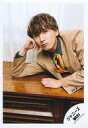 【中古】生写真(ジャニーズ)/アイドル/ジャニーズWEST ジャニーズWEST/藤井流星/バストアップ/シングル「でっかい愛/喜努愛楽」MV&ジャケ写オフショット/公式生写真