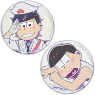 【中古】バッジ・ピンズ おそ松 缶バッジ(2個セット) 「おそ松さん おそ松 描き下ろし養い抱き枕カバー」 予約特典