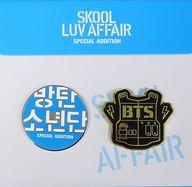 【中古】バッジ ピンズ BTS(防弾少年団) ピンバッジ2個セット 「CD Skool Luv Affair -SPECIAL ADDITION」再販売記念グッズ