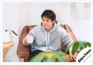 【中古】生写真(ジャニーズ)/アイドル/King ＆ Prince King ＆ Prince/岸優太/横型・膝上/シングル「Lovin’ you / 踊るように人生を。」MVソロアングル映像オフショット/公式生写真