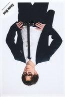 【中古】生写真(ジャニーズ)/アイドル/Snow Man Snow Man/渡辺翔太/膝上/シングル「ブラザービート」MV＆ジャケ写オフショット/公式生写真