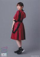 【中古】生写真(乃木坂46)/アイドル/櫻坂46 尾関梨香/全身・ROCK IN JAPAN FESTIVAL 2018 赤衣装/尾関梨香 欅坂46衣装ランダム生写真