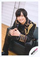 生写真(ジャニーズ)/アイドル/IMPACTors IMPACTors/佐藤新/全身/IMPACTors ISLAND TV プロフィール写真撮影オフショット 第2弾/公式生写真