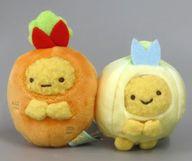 【中古】ぬいぐるみ えびふらいのしっぽ(にんじん)＆あじふらいのしっぽ(たまねぎ) てのりぬいぐるみセット すみっコぐらしコレクション ようこそ!たべもの王国テーマ 「すみっコぐらし」 すみっコぐらしshop限定