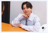 【中古】生写真(ジャニーズ)/アイドル/少年忍者 少年忍者/久保廉/横型・バストアップ/少年忍者「俺たちのBANG!!!〜大劇場を占拠せよ〜」グッズオフショット/公式生写真