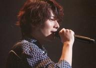 コレクションカード(男性)/DVD・Blu-ray｢TSUBASA SAKIYAMA PREMIUM LIVE 2022-petit fours-｣(AVBD-27663 AVXD-27664)封入トレカ 崎山つばさ/ライブフォト/DVD・Blu-ray「TSUBASA SAKIYAMA PREMIUM LIVE 2022-petit fours-」(AVBD-27663 AVXD-27664)封入トレカ