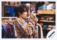 【中古】生写真(ジャニーズ)/アイドル/Snow Man Snow Man/目黒蓮・深澤辰哉・佐久間大介/横型・膝上/アルバム「i DO ME」MV＆ジャケ写オフショット/公式生写真