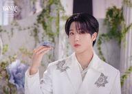 【中古】キャラカード ハン/横・胸上・右手に蝶 ランダムトレーディングカード 「Stray Kids 2nd World Tour “MANIAC” ENCORE in JAPAN」