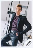 【中古】生写真(ジャニーズ)/アイドル/SixTONES SixTONES/ジェシー/膝上/シングル「CREAK」MV＆ジャケ写オフショット/公式生写真