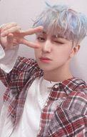コレクションカード(男性)/CD｢FLASHBACK｣(PHOTOBOOK Ver.)封入特典ランダムセルフィーフォトカード iKON/SONG(ソン)/CD「FLASHBACK」(PHOTOBOOK Ver.)封入特典ランダムセルフィーフォトカード