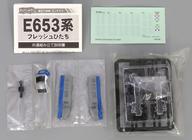 発売日 - メーカー バンダイ 型番 0133009 JAN 4543112330093 中古注意事項 ※本製品に動力ユニットは付属いたしません、予めご了承ください。 備考 商品解説■｢Bトレインショーティー パート12｣に、E653系 青編成 クハE653がラインナップ。Bトレインショーティーは、車両のリアリティーをそのままに、長さの方向をショートカットしたマスコットモデルです。Nゲージ鉄道模型のサイズに合わせてありますので、共通パーツ(※別売)に交換すれば、Nゲージと一緒に遊ぶこともできます。接着剤不要、簡単な組み立ての塗装済みキットです。【商品詳細】付属品：シールモーター：非搭載 関連商品はこちらから バンダイ　