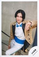 【中古】生写真(STARTO)/アイドル/少年忍者 少年忍者/ヴァサイェガ渉/膝上/「少年忍者 Arena Concert 2024 The Shining Star」グッズオフショット/公式生写真