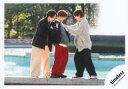 【中古】生写真(STARTO)/アイドル/timelesz timelesz/集合(3人)/横型・全身/シングル「because」MV&ジャケ写オフショット/公式生写真(3)