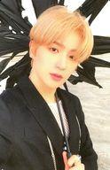 コレクションカード(男性)/CD｢8th Mini Album BE AWAKE｣(REACH Ver.)封入特典セルフィーフォトカード THE BOYZ/HYUNJAE(ヒョンジェ)/裏面黒/CD「8th Mini Album BE AWAKE」(REACH Ver.)封入特典セルフィーフォトカード