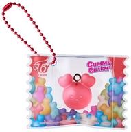 発売日 2026/03/29 メーカー バンダイ 型番 - JAN 4570117926853 中古注意事項 ※中古商品に関しましては、多少のスレ・ヨレ・傷みといった使用感が見受けられる場合がございますが、着用・使用に差し支えのないものとしております。※中古商品に関しまして、食品は安全衛生上、お召し上がりにならないようにお願い致します。※中古商品に関しましては食品の有無、賞味期限等は保証外とさせて頂きます。予めご了承ください。 備考 商品解説■TWICE LOVELYS グミ＆チャーム ポーチつきが登場!【商品詳細】(C)JYP Entertainment.、(C)2026 Warner Music Japan Inc. 関連商品はこちらから バンダイ　