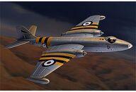 ミニカー 1/72 イングリッシュ・エレクトリック・キャンベラ B.6 WT370 Operation Musketeer 1956 「THE AVIATION ARCHIVE」 