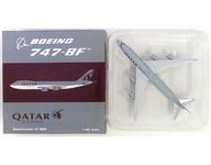 発売日 - メーカー Phoenix(フェニックス) 型番 04159 JAN 3200800041594 備考 商品解説■QATAR CARGO BOEING 747-8F #A7-BGBが、1/400スケールで登場です。【商品詳細】サイズ：全長約195cm、翼幅約17cm 関連商品はこちらから Phoenix(フェニックス)　