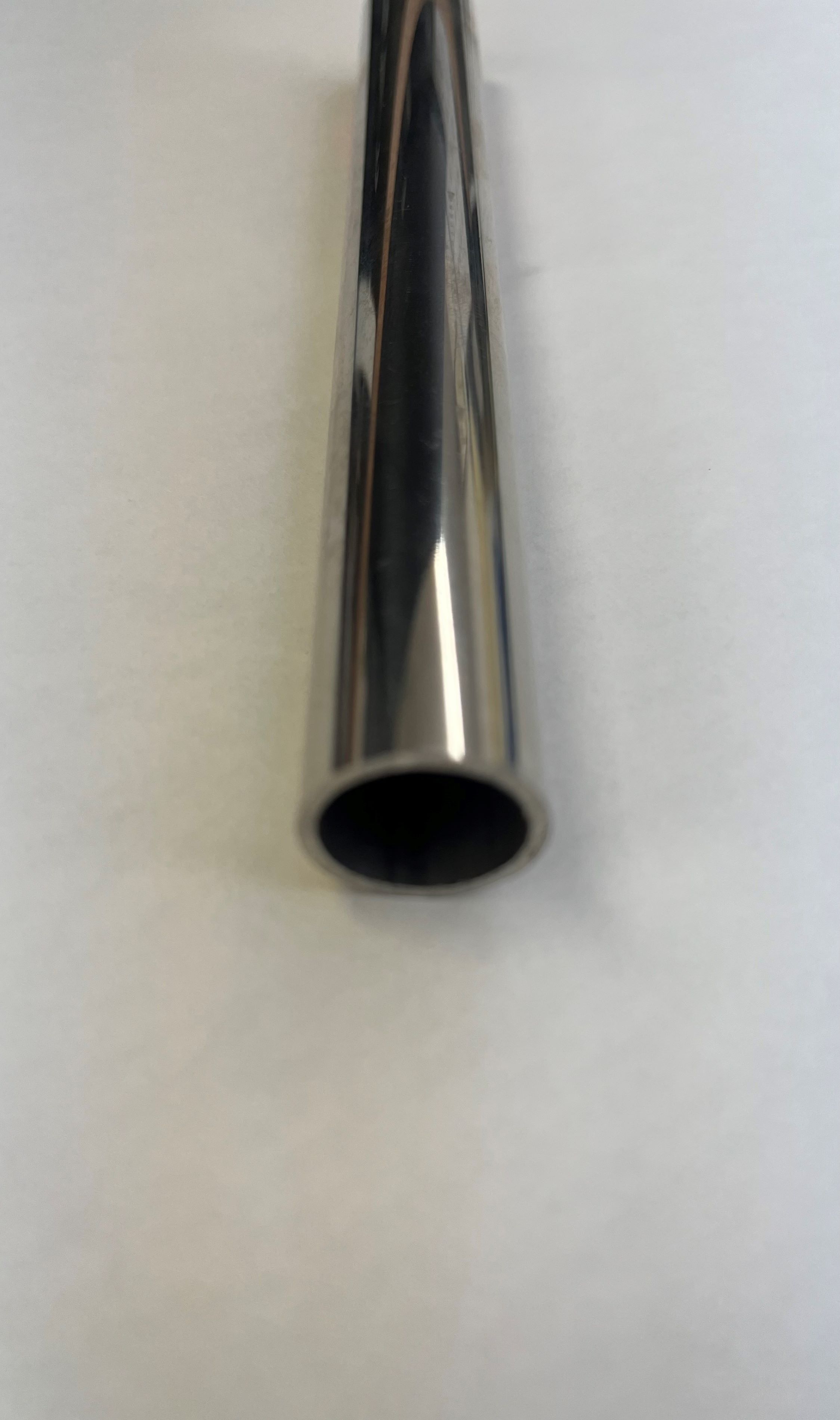 ステンレス　SUS　304　化粧パイプ　25Φ x 1.5t x 500