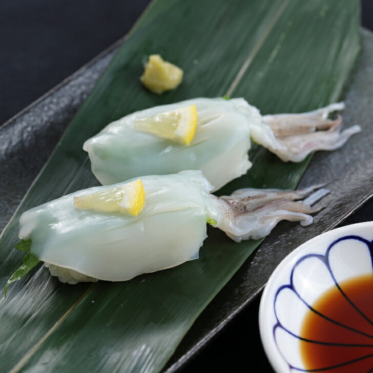 寿司ネタshop 海の端っこの【送料無料】無添加 生食用 ゲソ付き やりいか 姿 30尾(10尾×3p) 寿司ネタ 冷凍便 生食用 のせるだけ 刺身用 海鮮丼 ヤリイカ｜アングル3