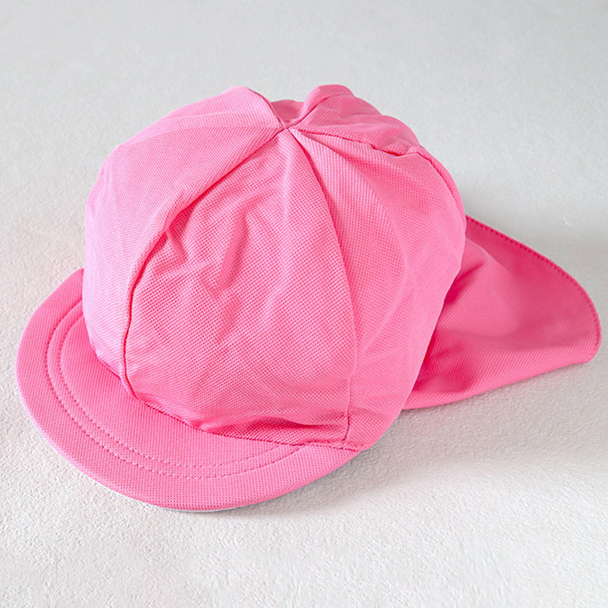 紅白帽子 日よけつき 男の子 女の子 スナップボタン あごゴム付き 赤白 体操帽 フラップ シェード キャップ 紫外線対策 定番 運動会 ポリエステル フットマーク 赤 青 紫 緑 ピンク 黄色 幼児フリーサイズ・S・L・LL 六方型 キッズ 小学生 通学 UV対策 熱中症対策 遠足 2